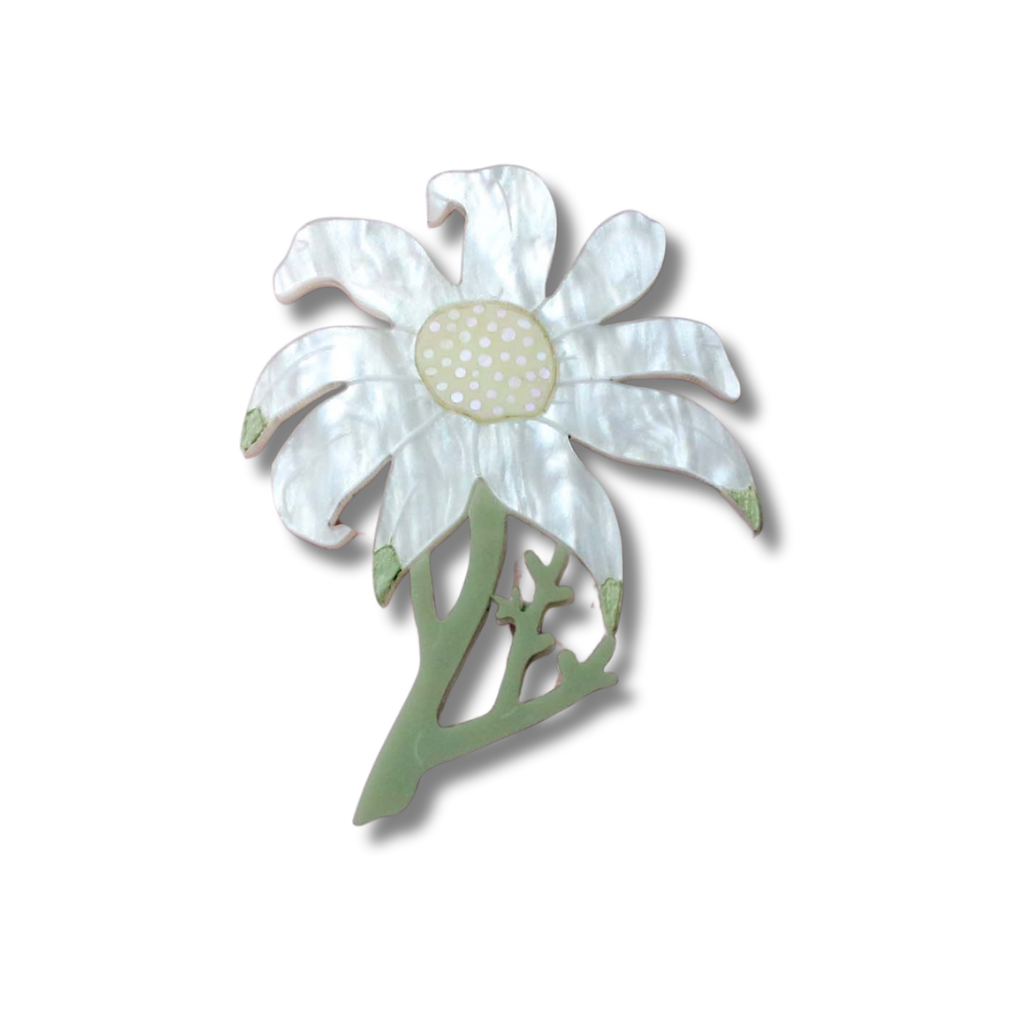 Eliza Rose Flannel Flower Brooch