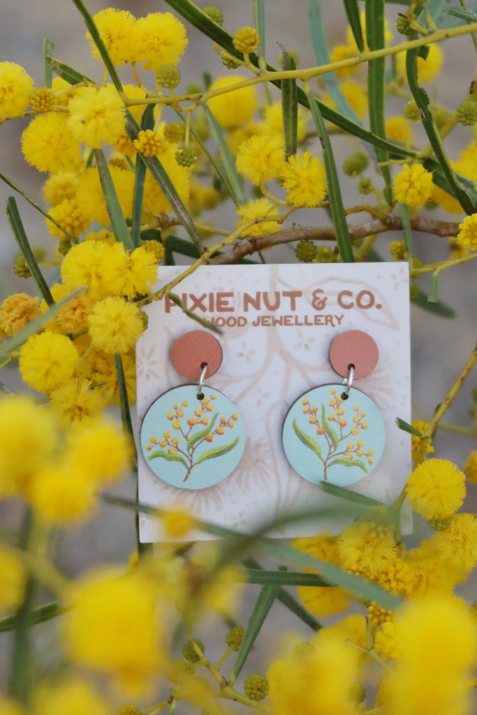Pixie Nut Round Wattle Earrings