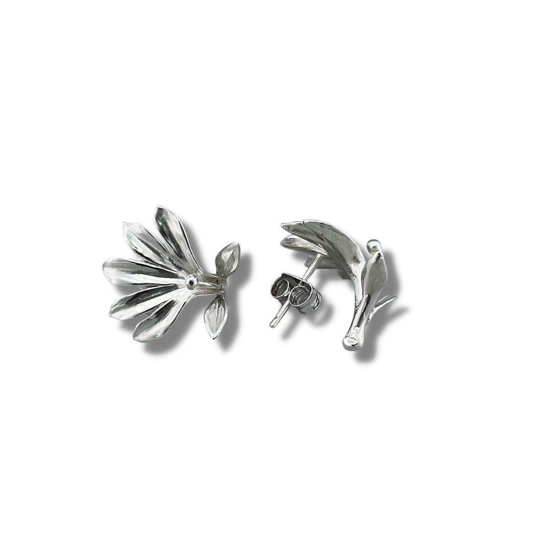 Jewellery by Xiao Earrings | Fan Flower Studs